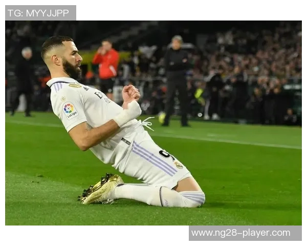 中超经典对决皇马逆转AC米兰帽子戏法点燃全场激情