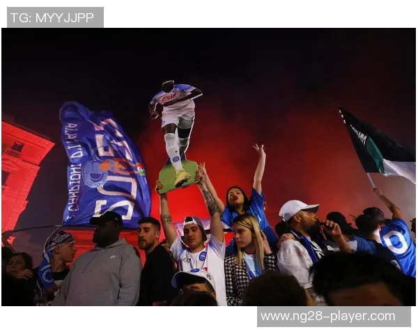 意甲焦点战那不勒斯小胜利物浦引发转会热议与球迷狂欢