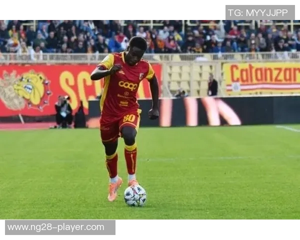 国王杯激战巴萨小胜波尔图红牌争议引发全场热议 国王杯激战巴萨小胜波尔图红牌争议引发全场热议