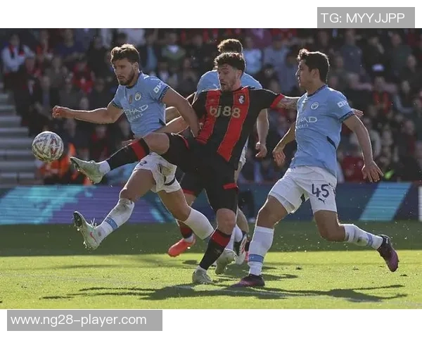 足总杯精彩对决拜仁狂胜曼城6-2神扑瞬间成比赛转折点 足总杯精彩对决拜仁狂胜曼城6-2神扑瞬间成比赛转折点